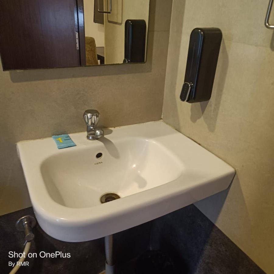 Astra Hotels & Suites - Hsr Layout Sector 1, Near Ecospace Bellandur Bangalore Extérieur photo