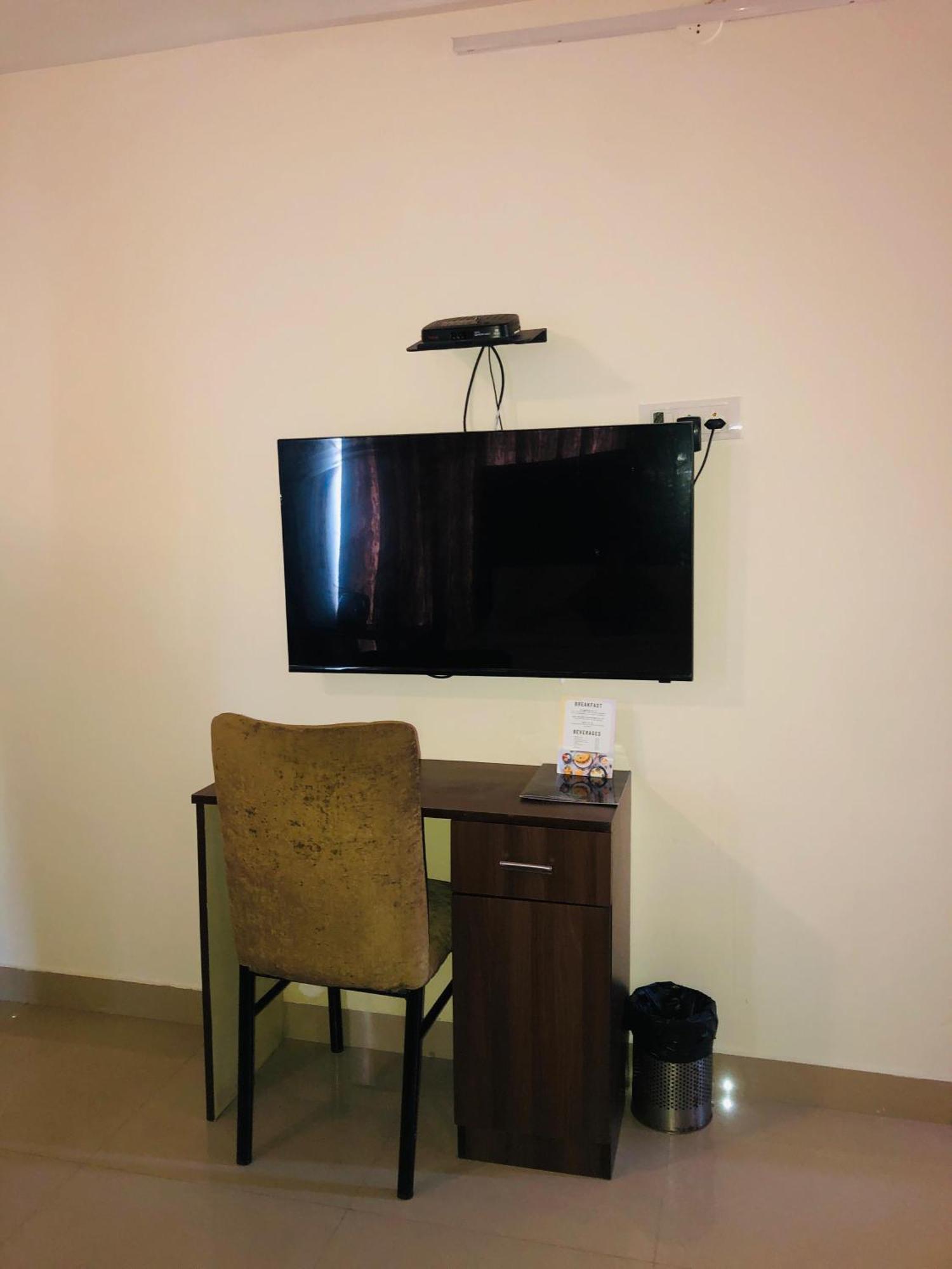 Astra Hotels & Suites - Hsr Layout Sector 1, Near Ecospace Bellandur Bangalore Extérieur photo