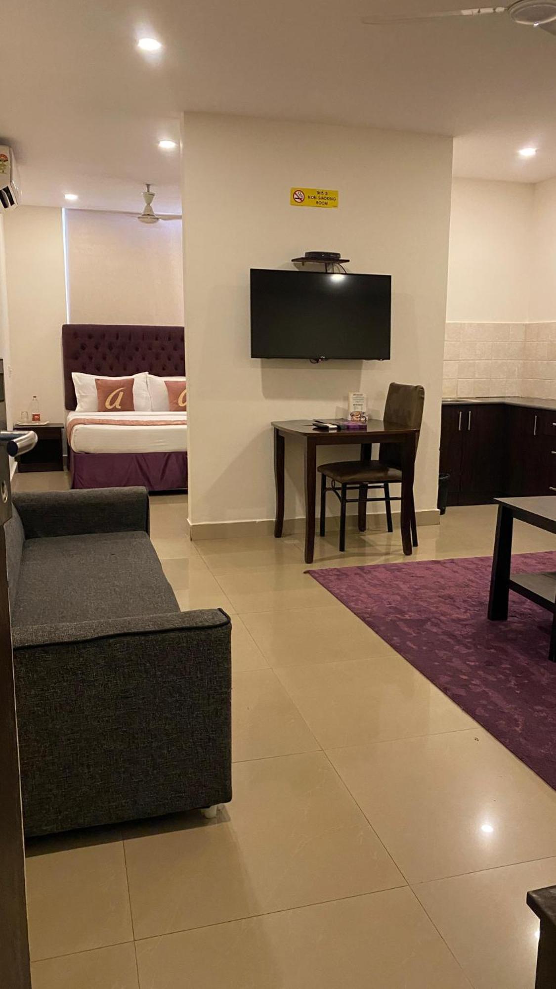 Astra Hotels & Suites - Hsr Layout Sector 1, Near Ecospace Bellandur Bangalore Extérieur photo